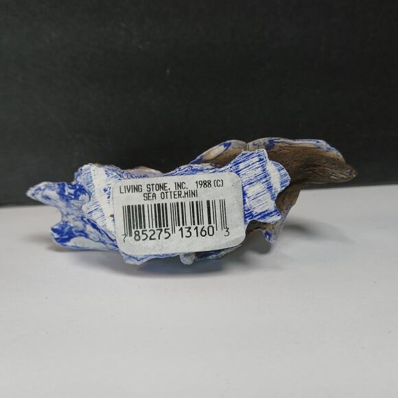 Whimsical River Otter Floating on Water, 3" Mini Figurine 1988 Living Stone Inc - Picture 6 of 7